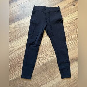 ALO Yoga Charcoal High Waisted Yoga Leggings with side pockets